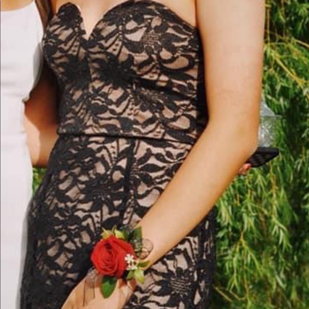 PROM DRESS!!!!!! - Picture 7 of 7